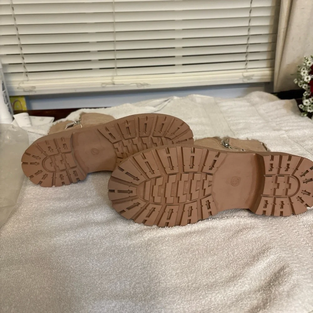 Tan Winter Boots women’s